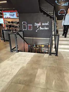 Satılır obyekt 750 m²