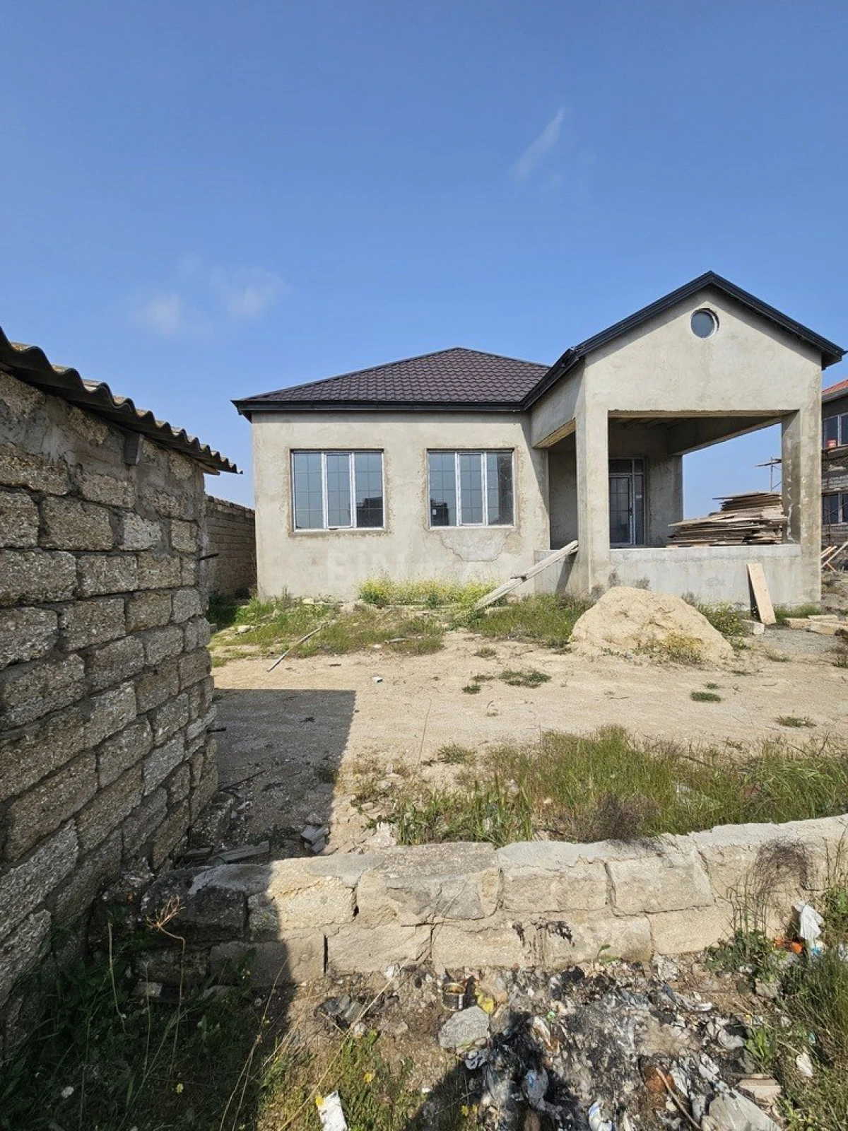 Satılır 4 otaqlı həyət evi 150 m²