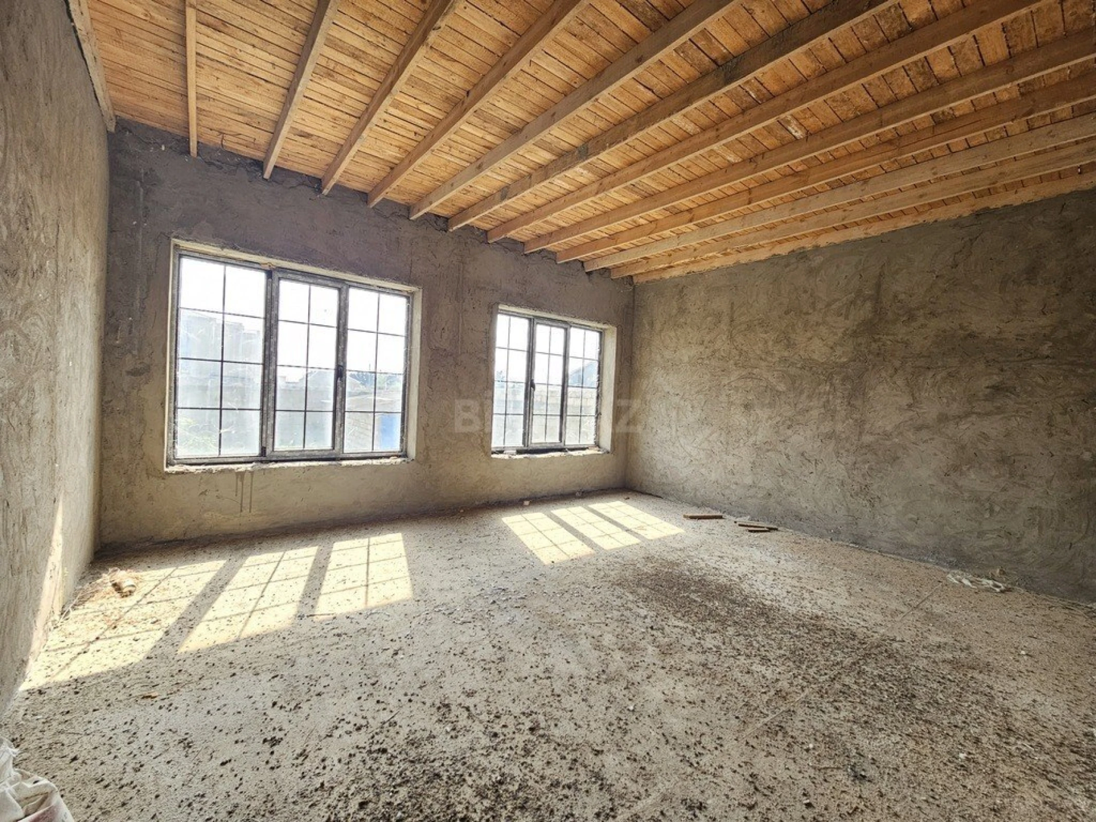 Satılır 4 otaqlı həyət evi 150 m²