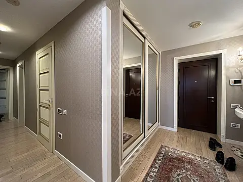 Kirayə verilir 3 otaqlı mənzil 150 m²