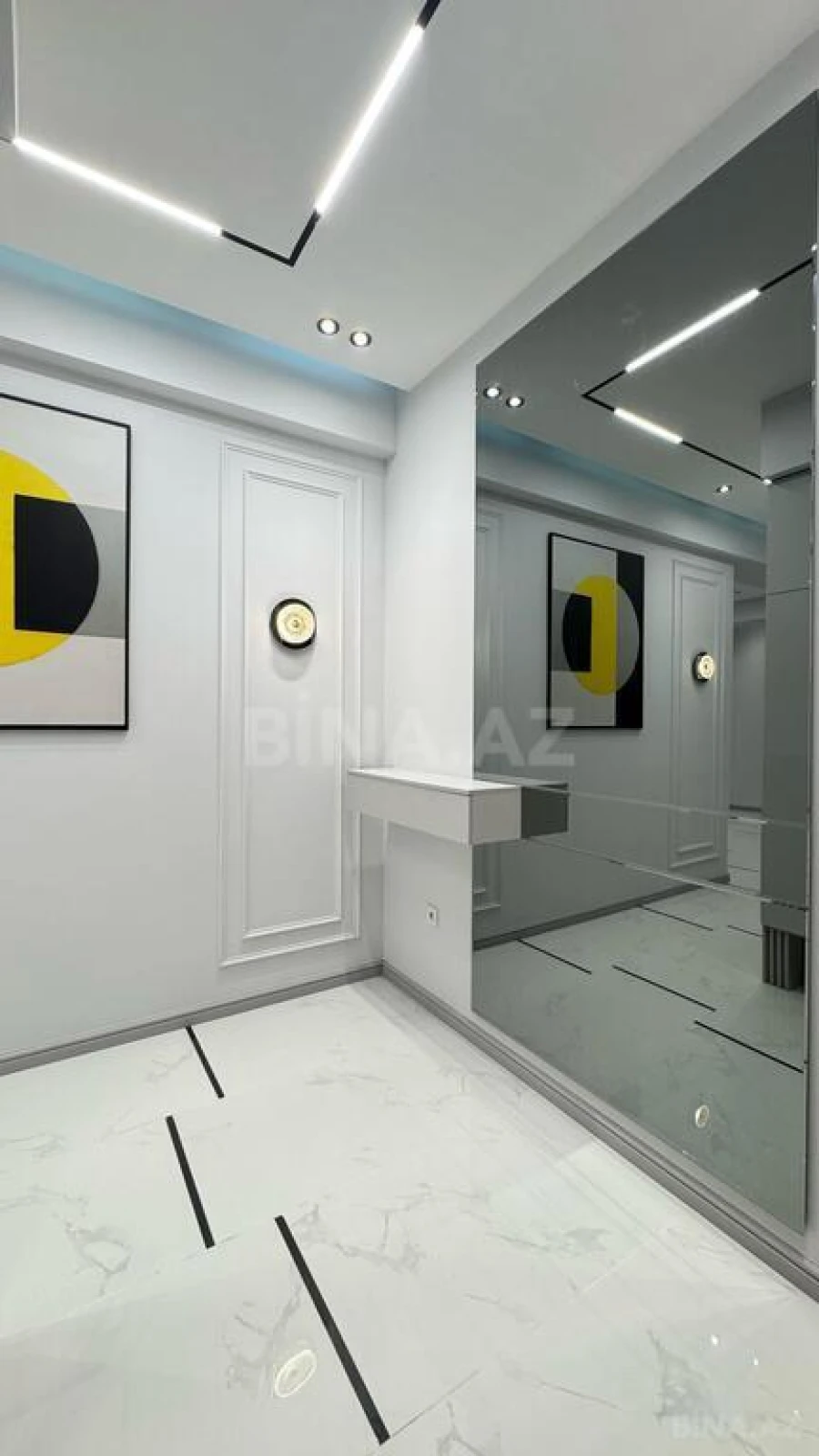 Satılır 3 otaqlı mənzil 124 m²