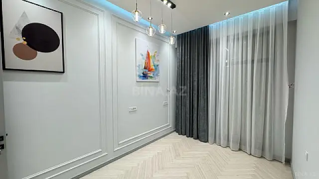 Satılır 3 otaqlı mənzil 124 m²
