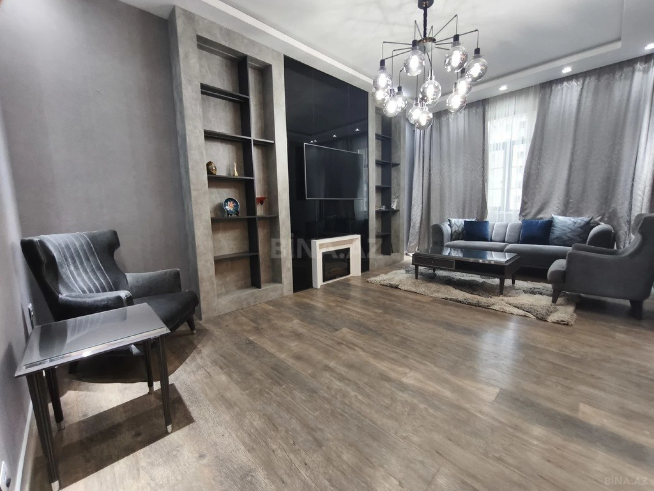 Kirayə verilir 3 otaqlı mənzil 120 m²