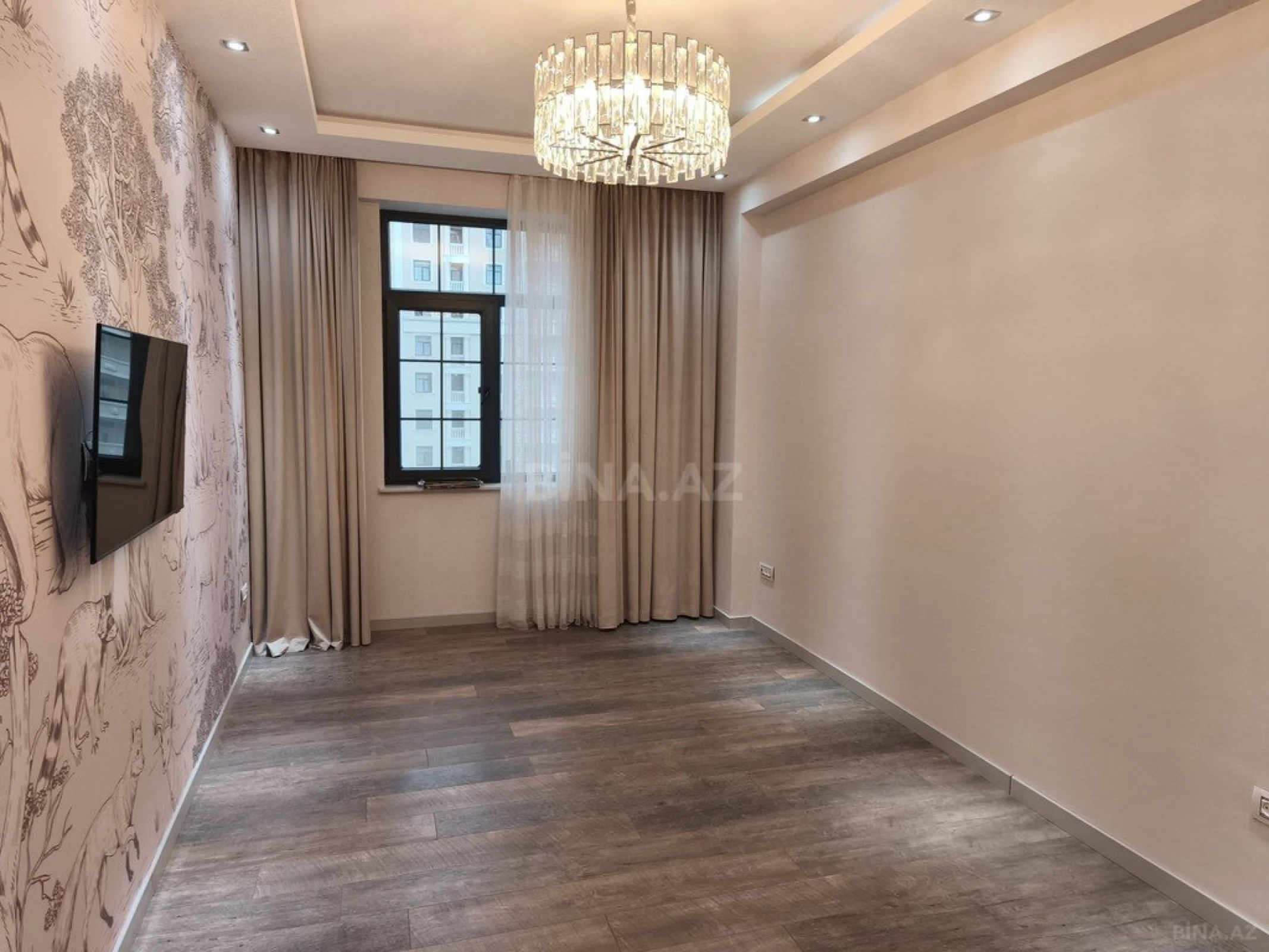 Kirayə verilir 3 otaqlı mənzil 120 m²