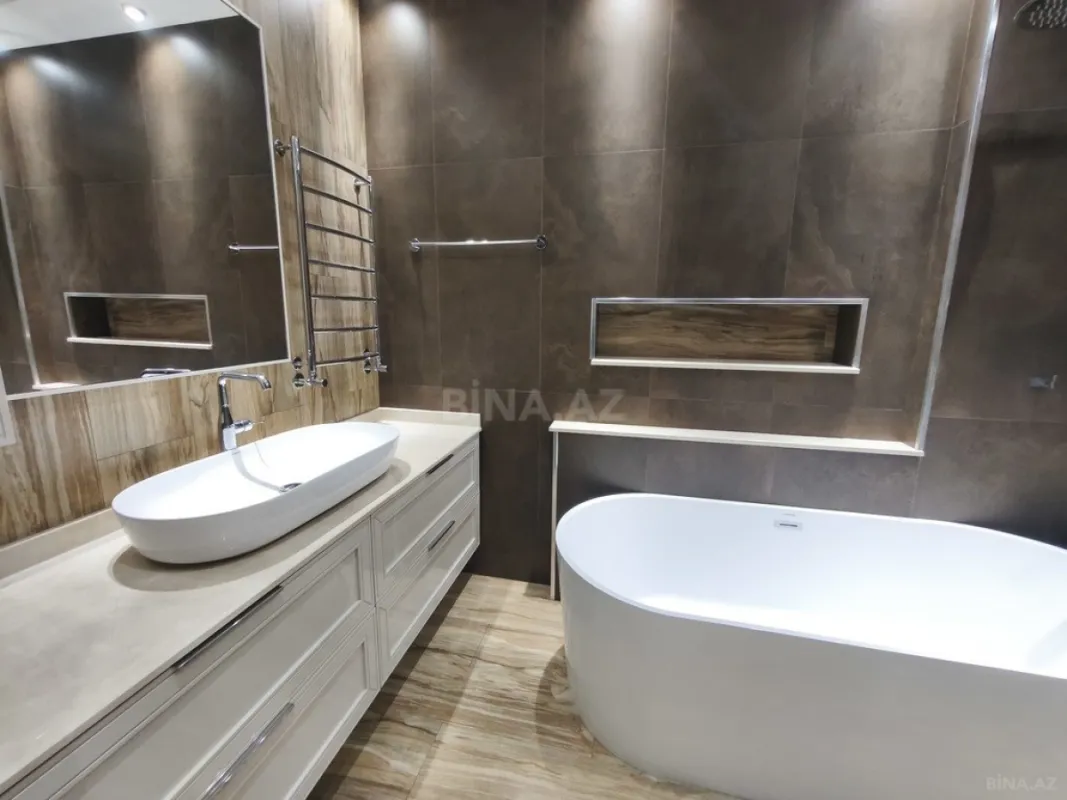 Kirayə verilir 3 otaqlı mənzil 120 m²