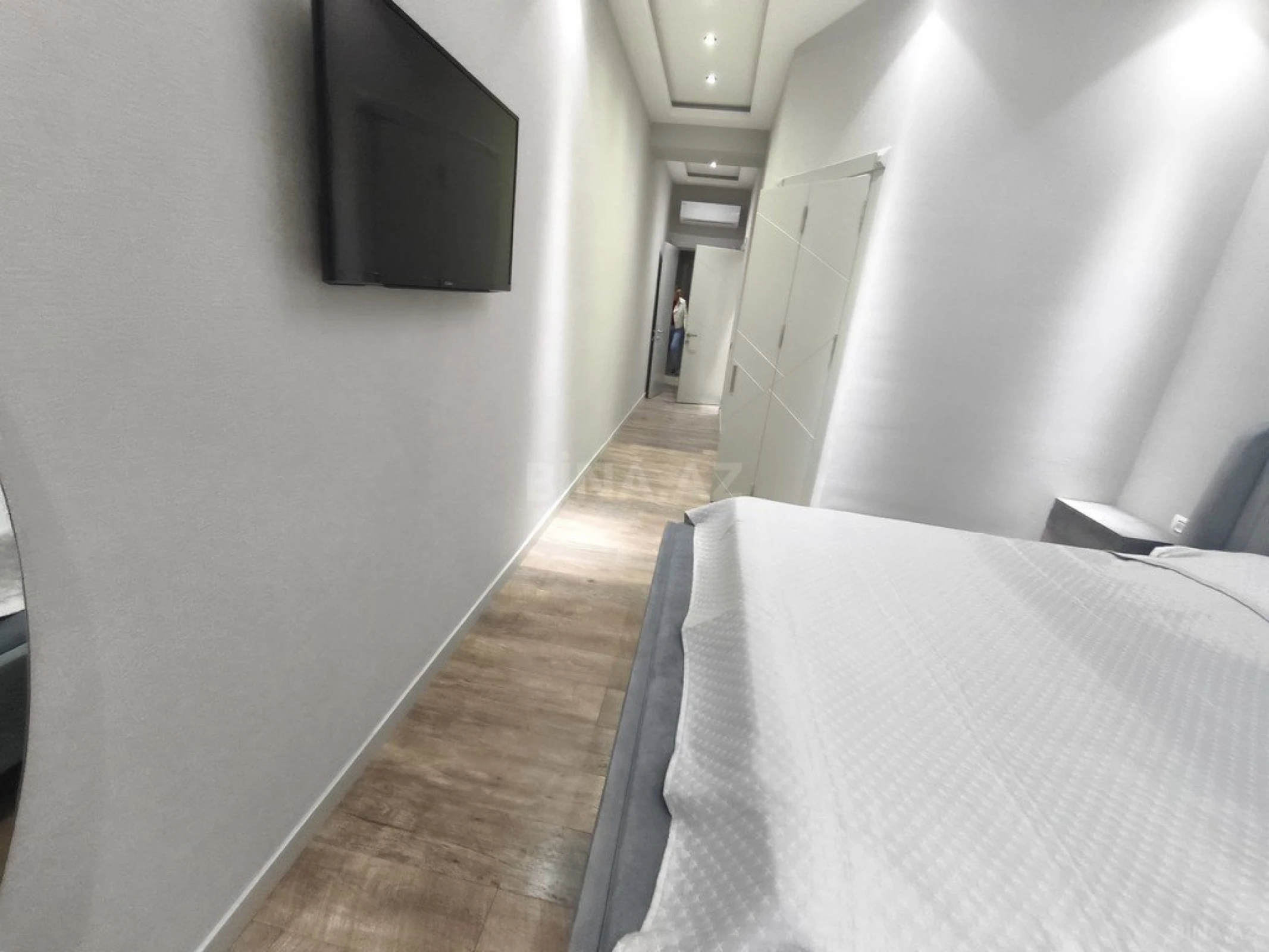 Kirayə verilir 3 otaqlı mənzil 120 m²