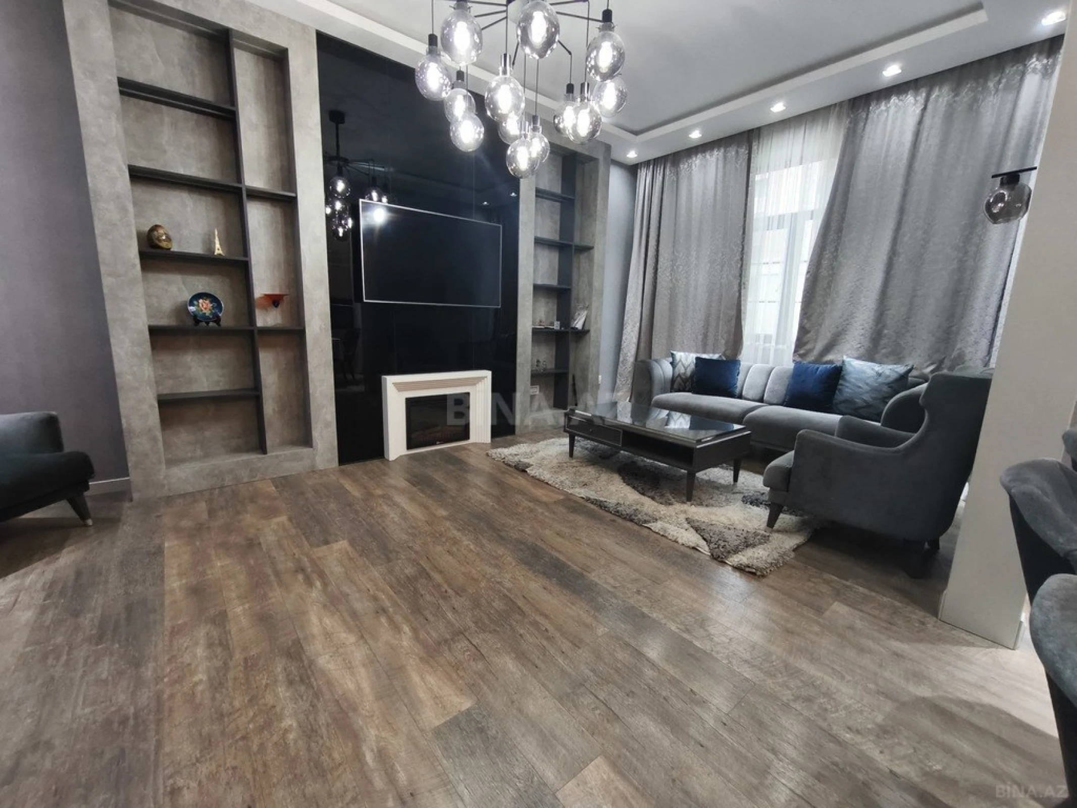 Kirayə verilir 3 otaqlı mənzil 120 m²