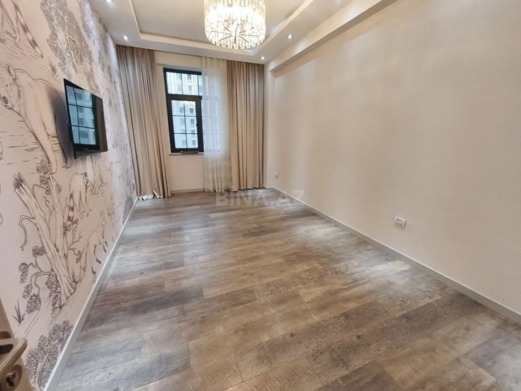 Kirayə verilir 3 otaqlı mənzil 120 m²
