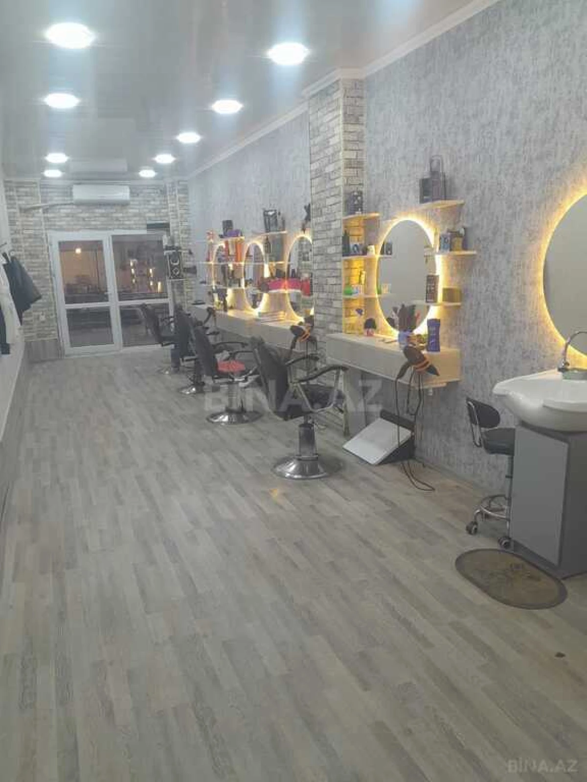 Satılır obyekt 34 m²