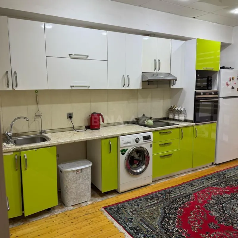 Satılır 3 otaqlı mənzil 95 m²