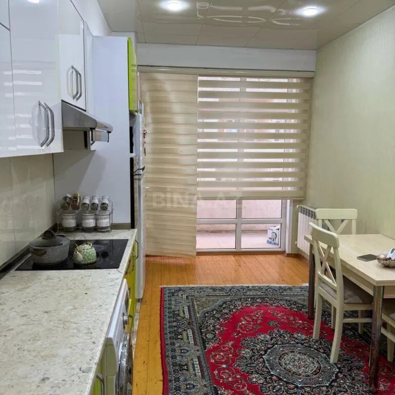 Satılır 3 otaqlı mənzil 95 m²