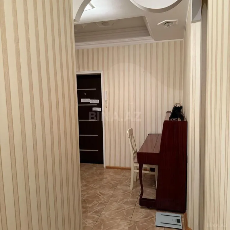 Satılır 3 otaqlı mənzil 95 m²