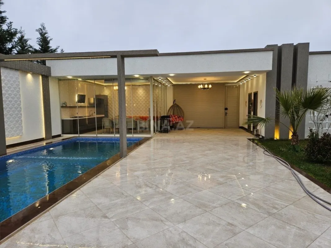 Kirayə verilir 4 otaqlı həyət evi 300 m²