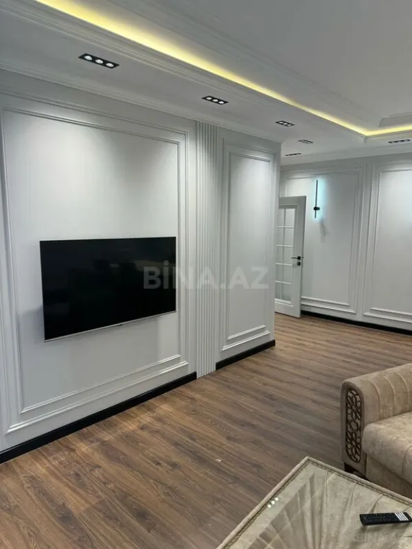 Kirayə verilir 3 otaqlı mənzil 150 m²