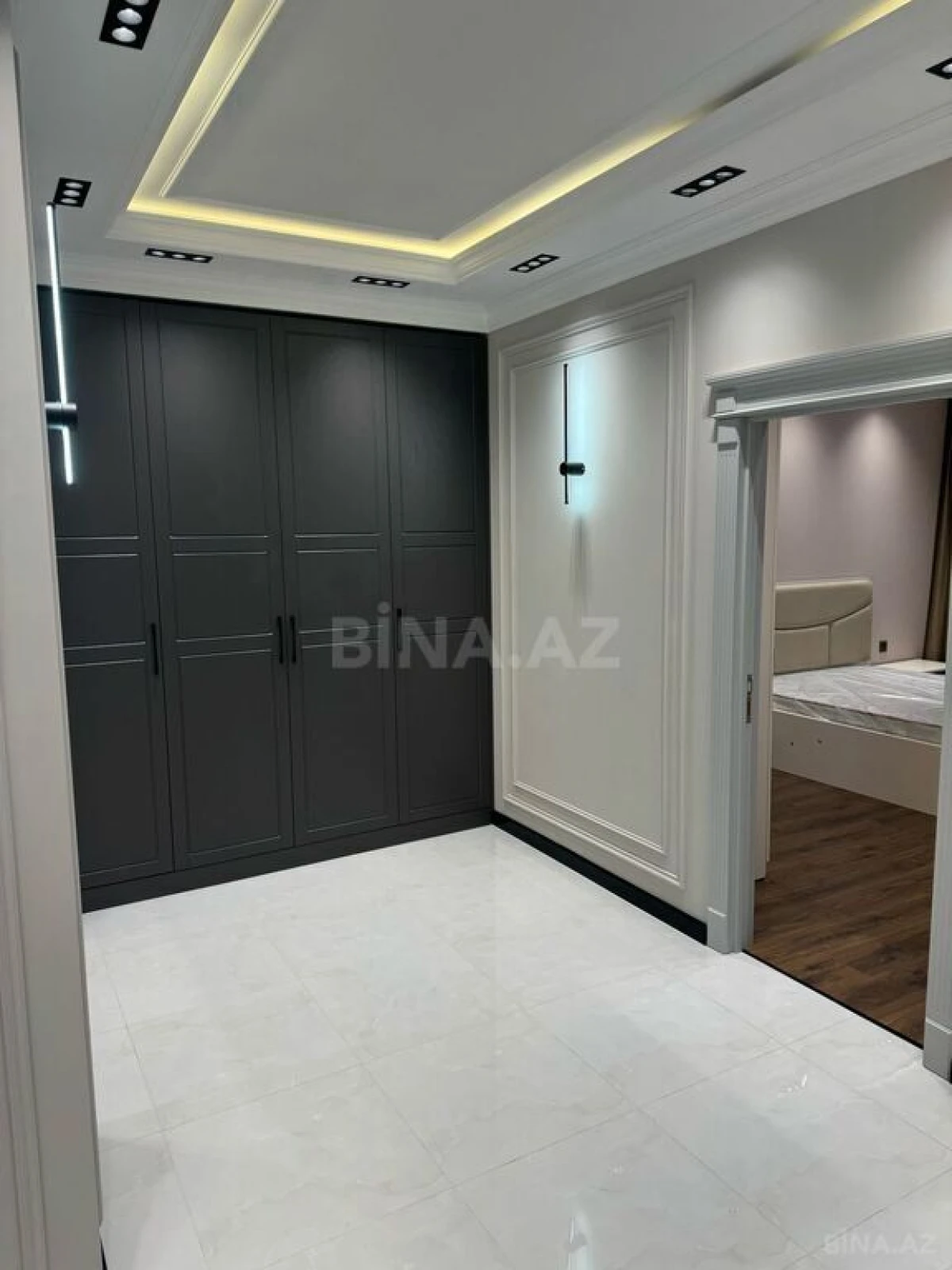 Kirayə verilir 3 otaqlı mənzil 150 m²