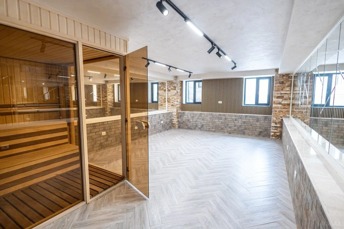Satılır həyət evi 950 m²