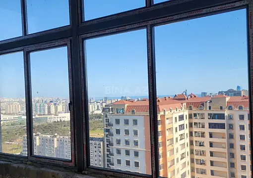 Satılır 4 otaqlı mənzil 150 m²