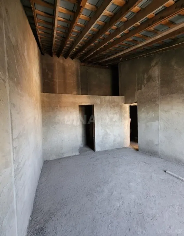 Satılır 4 otaqlı mənzil 150 m²