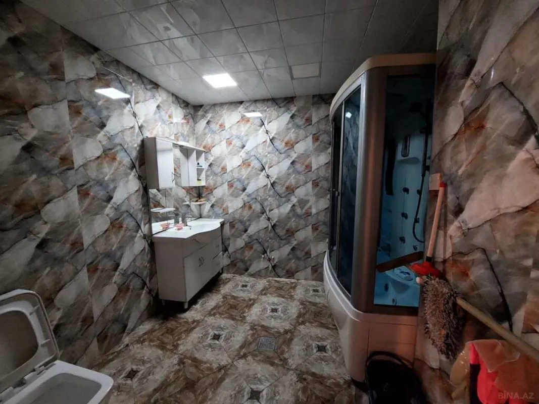 Kirayə verilir 5 otaqlı mənzil 160 m²