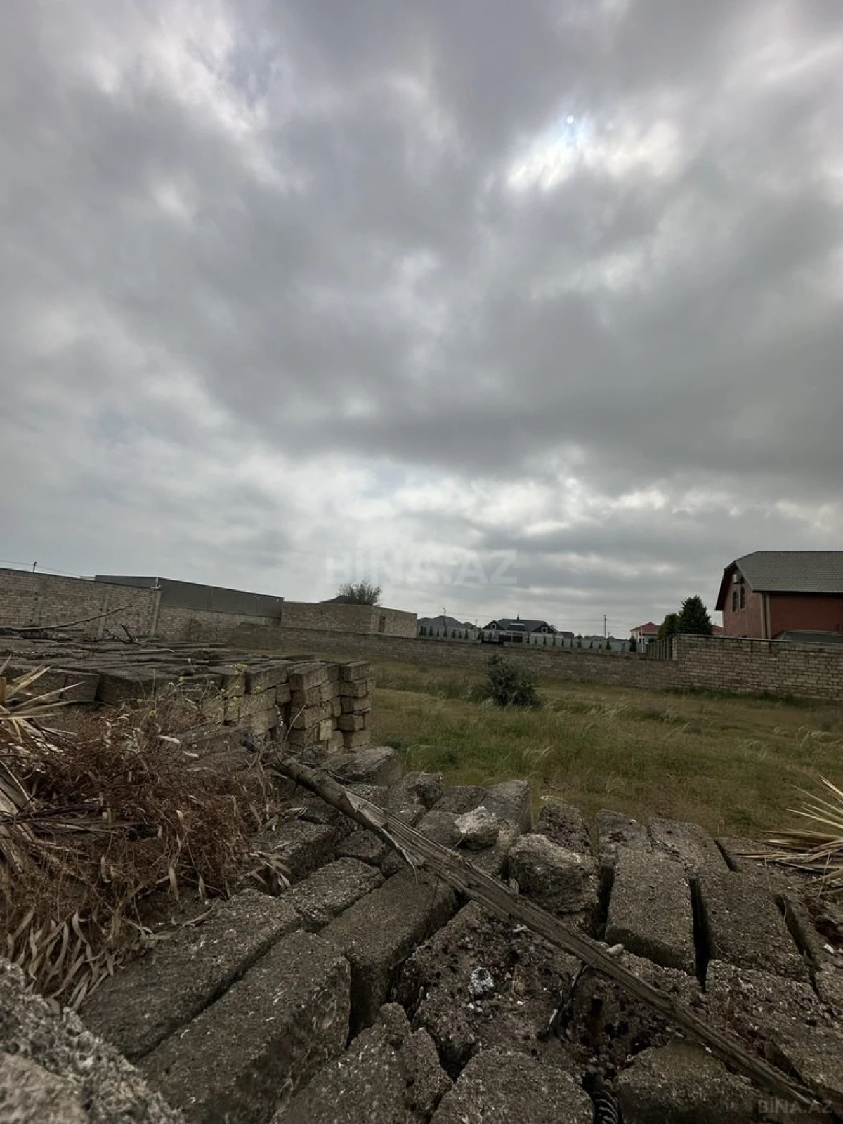 Satılır torpaq sahəsi 12 m²