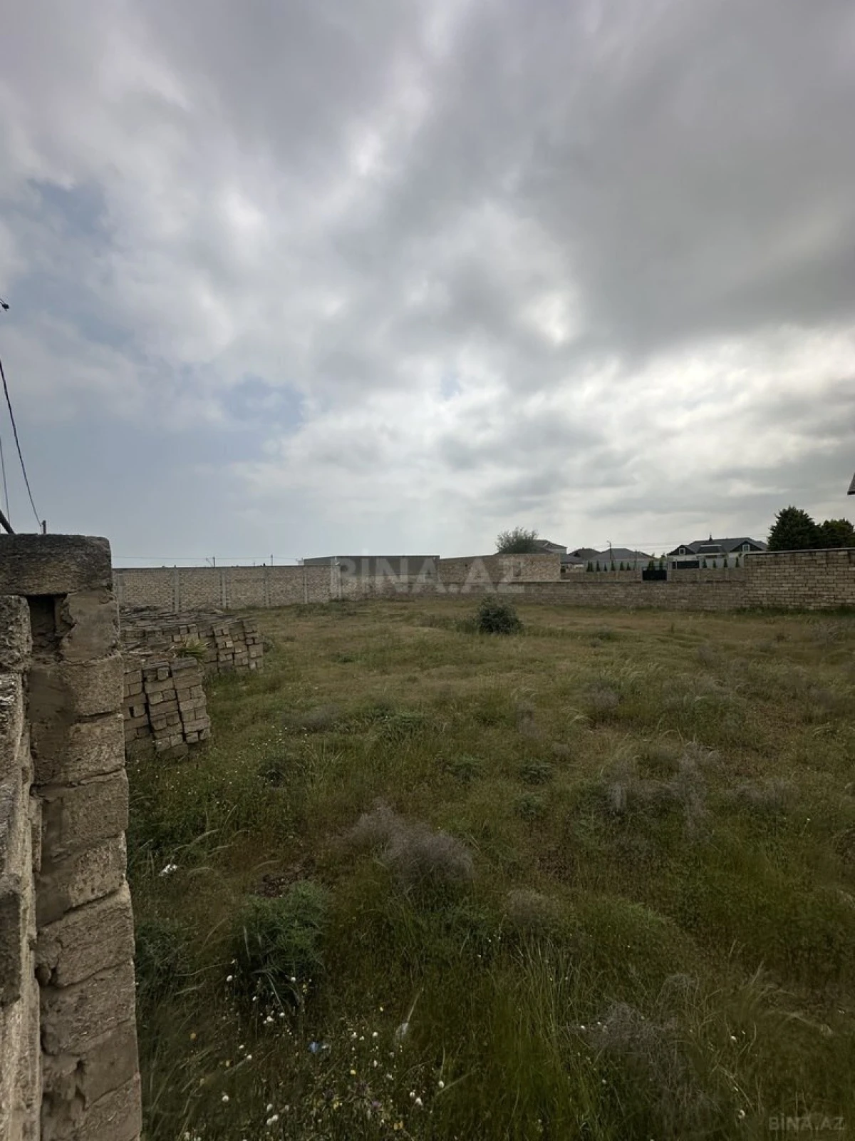 Satılır torpaq sahəsi 12 m²