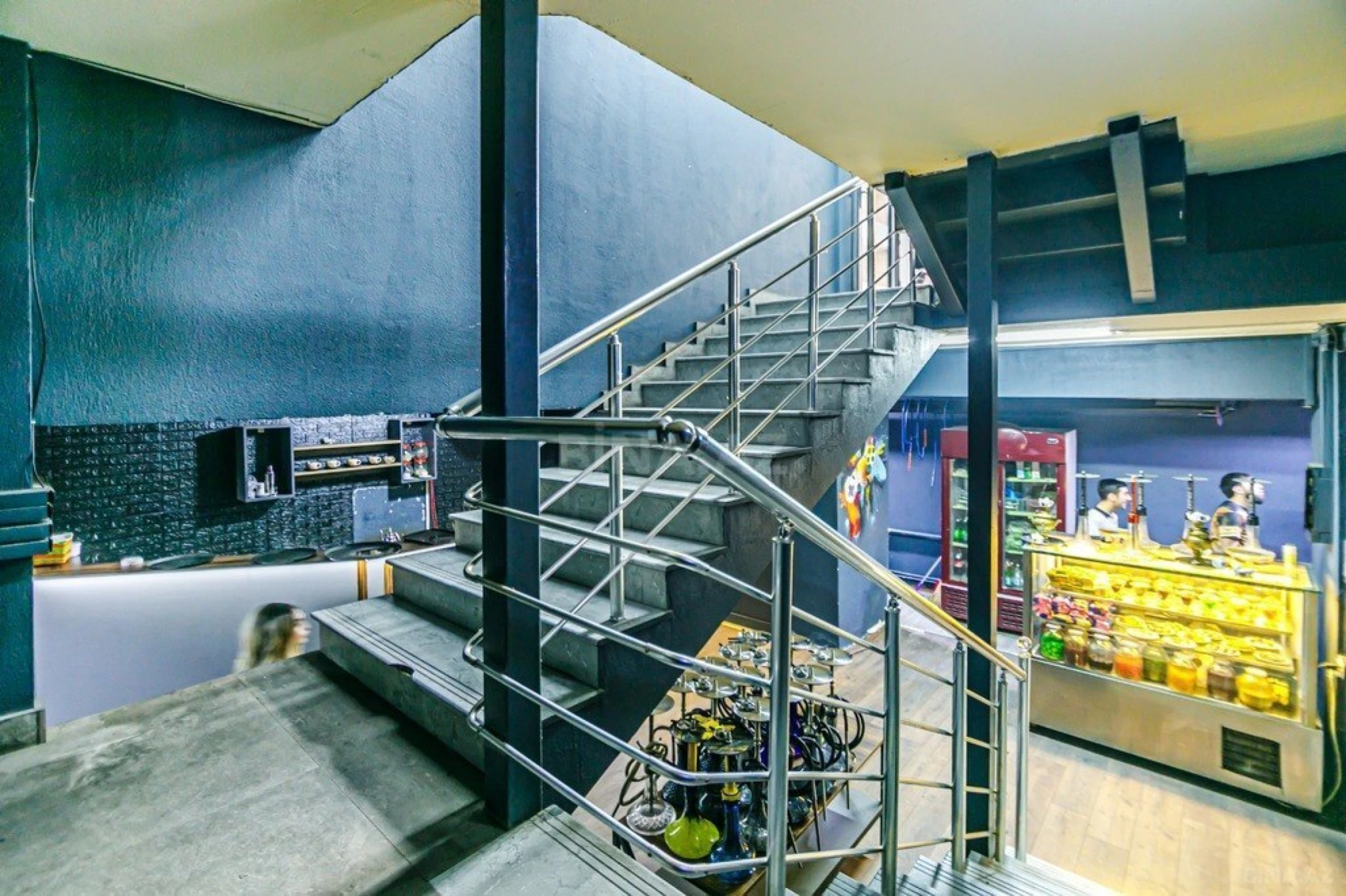 Satılır obyekt 442.1 m²