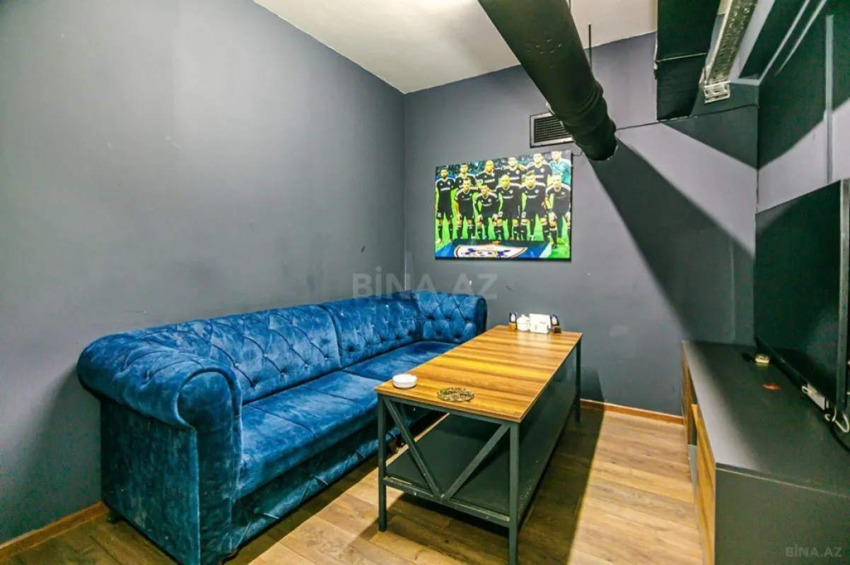 Satılır obyekt 442.1 m²