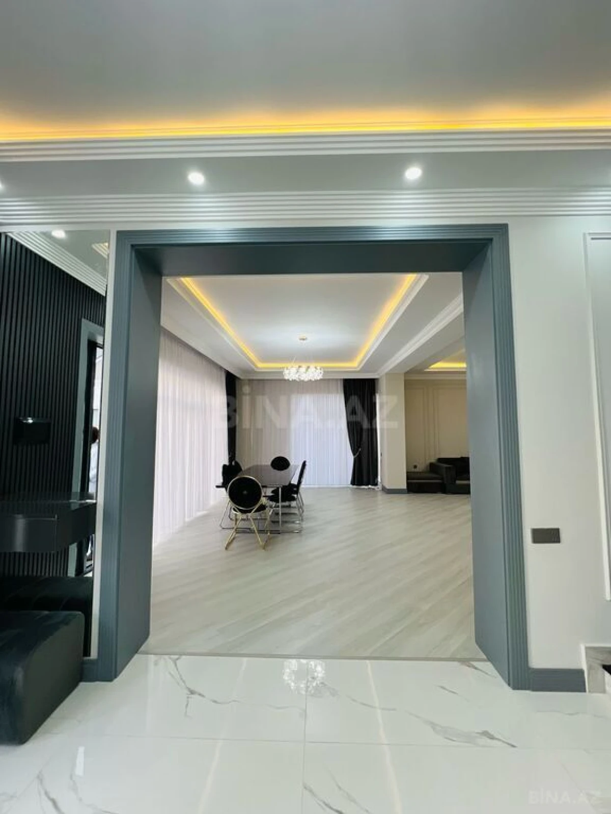 Kirayə verilir 6 otaqlı həyət evi 360 m²