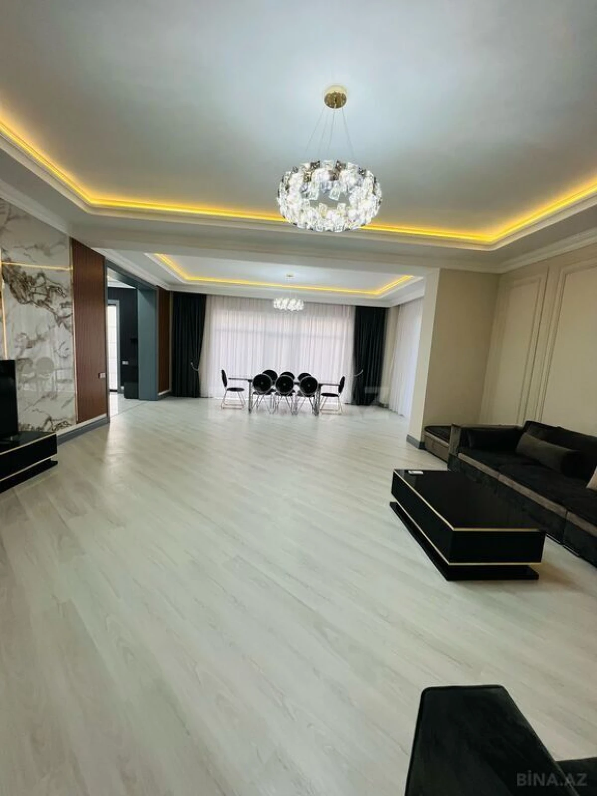 Kirayə verilir 6 otaqlı həyət evi 360 m²