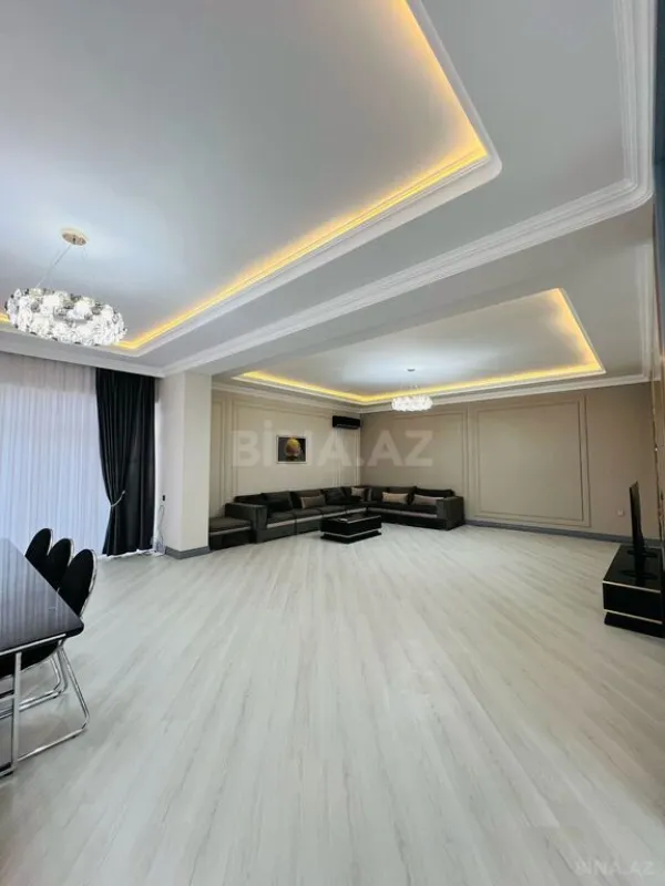 Kirayə verilir 6 otaqlı həyət evi 360 m²