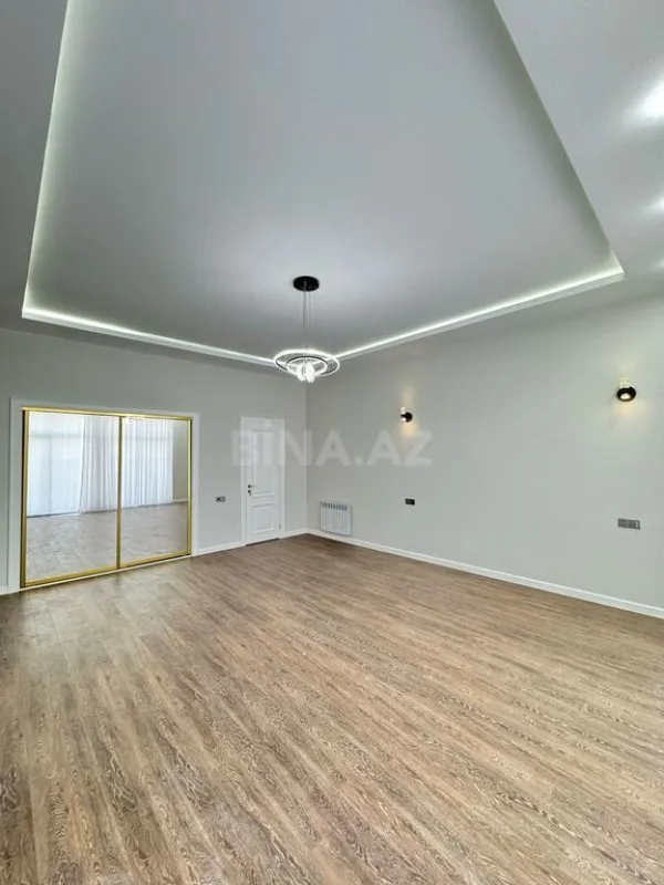 Satılır 5 otaqlı həyət evi 400 m²