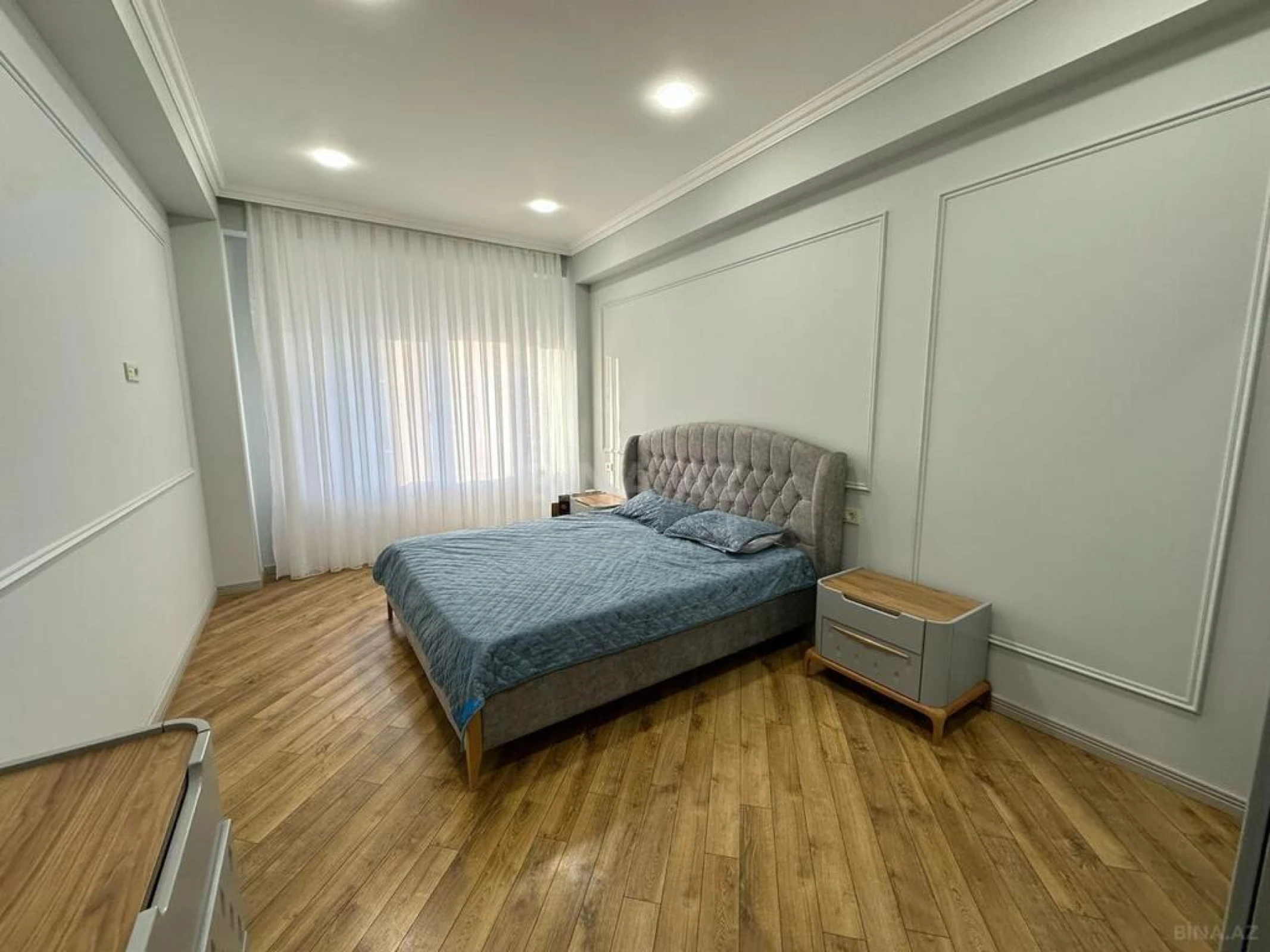 Kirayə verilir 3 otaqlı mənzil 130 m²