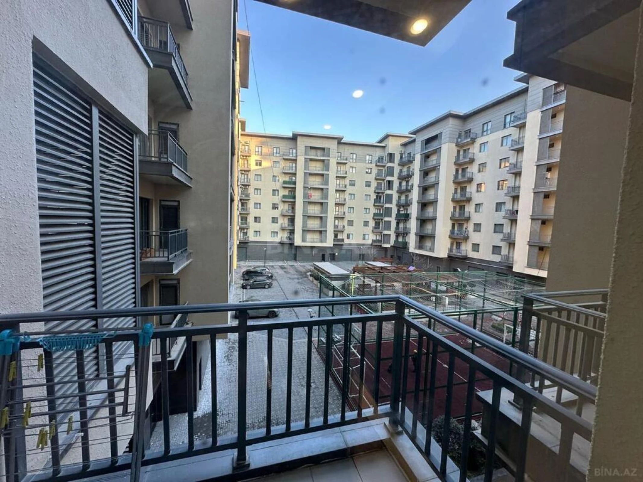Kirayə verilir 3 otaqlı mənzil 130 m²