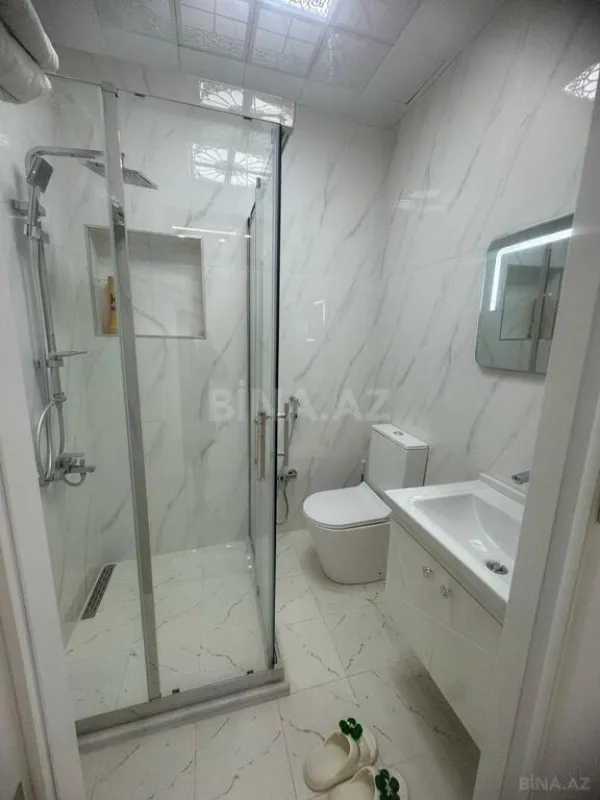 Kirayə verilir 2 otaqlı mənzil 70 m²