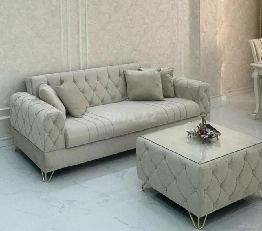 Kirayə verilir 2 otaqlı mənzil 70 m²