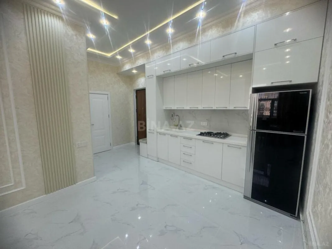 Kirayə verilir 2 otaqlı mənzil 70 m²