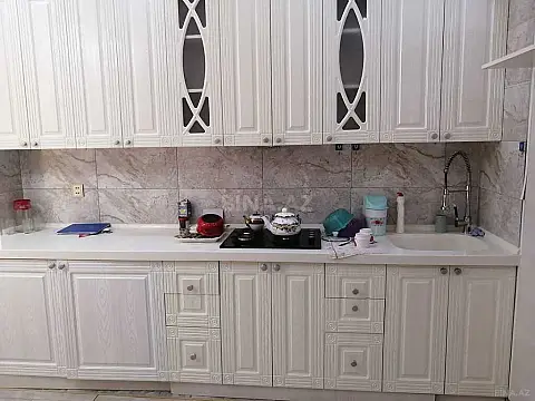 Kirayə verilir 3 otaqlı mənzil 160 m²