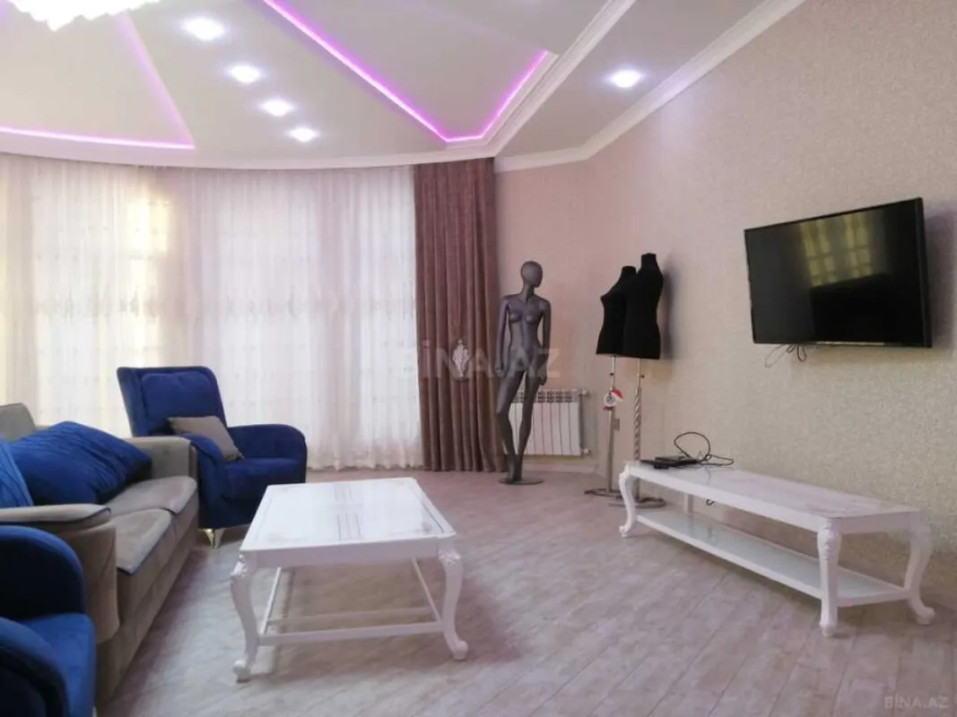 Kirayə verilir 3 otaqlı mənzil 160 m²
