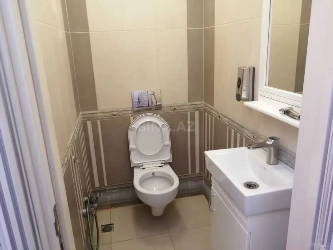 Kirayə verilir 3 otaqlı mənzil 160 m²