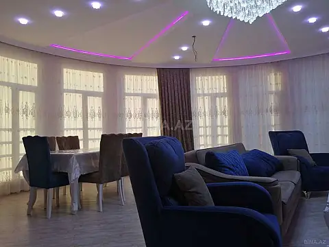 Kirayə verilir 3 otaqlı mənzil 160 m²
