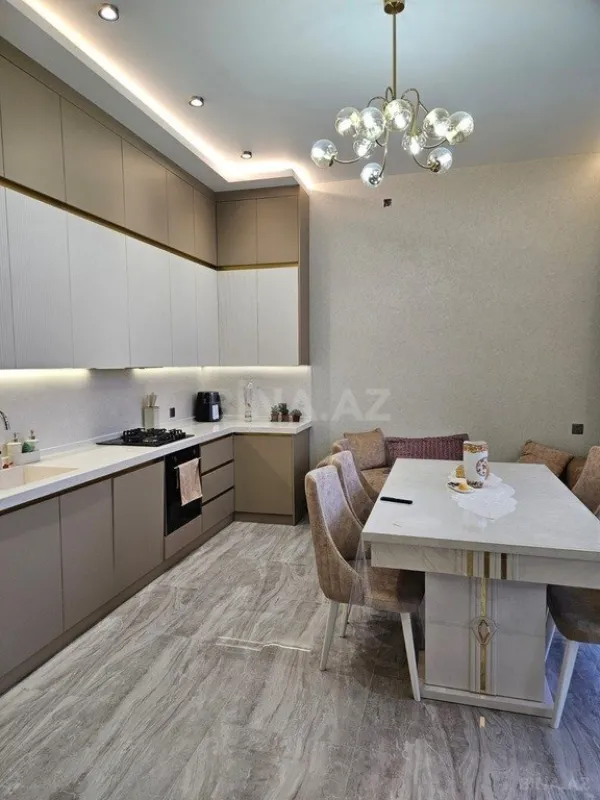 Kirayə verilir 4 otaqlı həyət evi 200 m²
