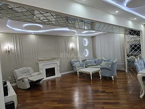 Satılır 4 otaqlı mənzil 217 m²