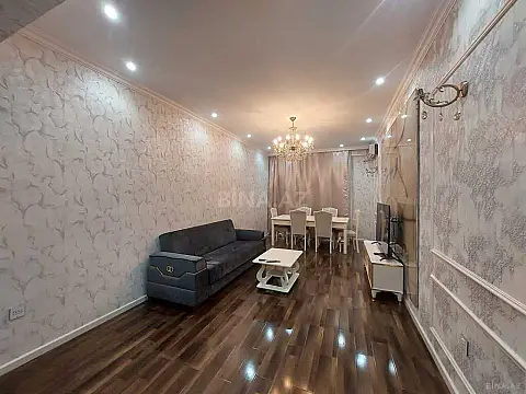 Kirayə verilir 2 otaqlı mənzil 100 m²