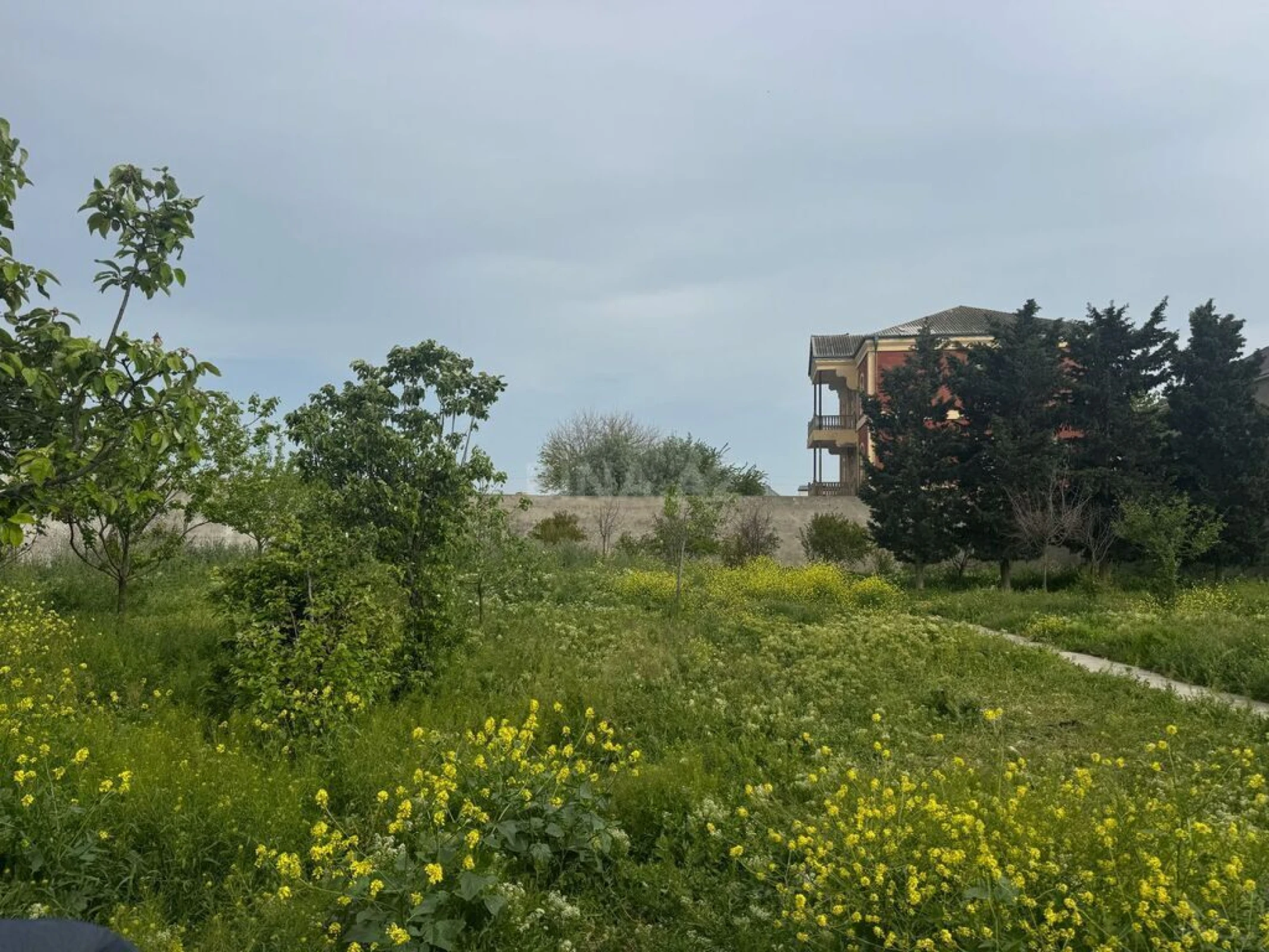 Satılır torpaq sahəsi 15 m²