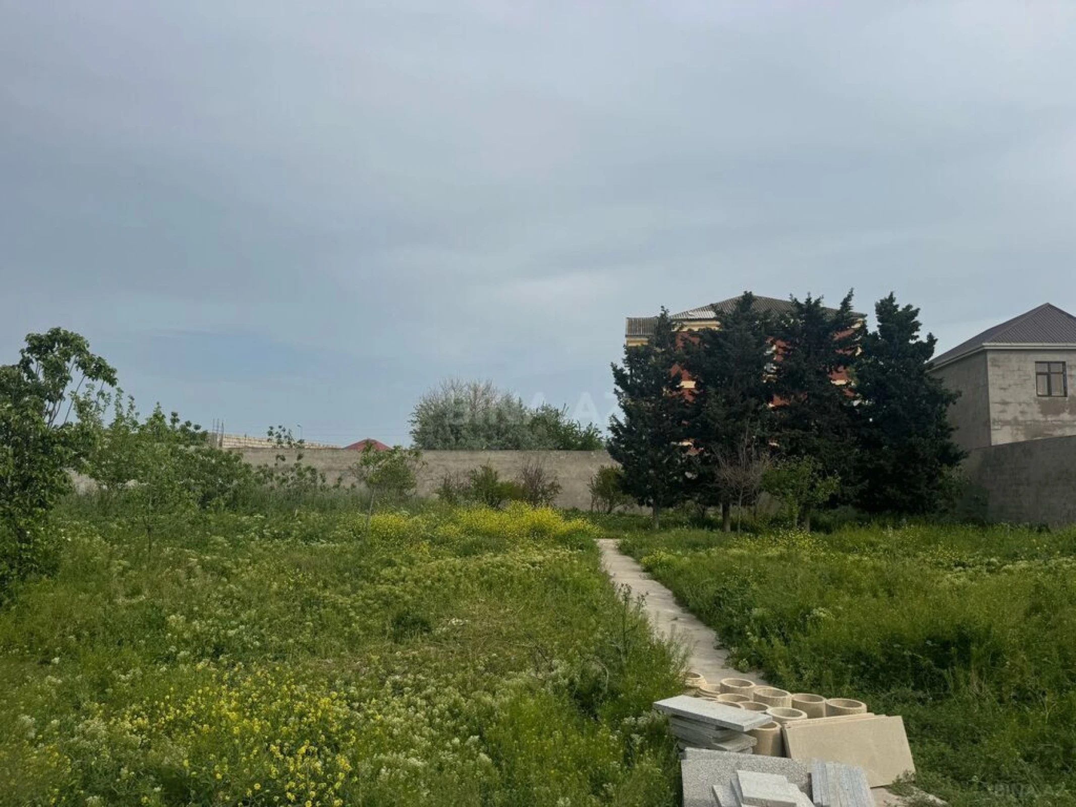 Satılır torpaq sahəsi 15 m²