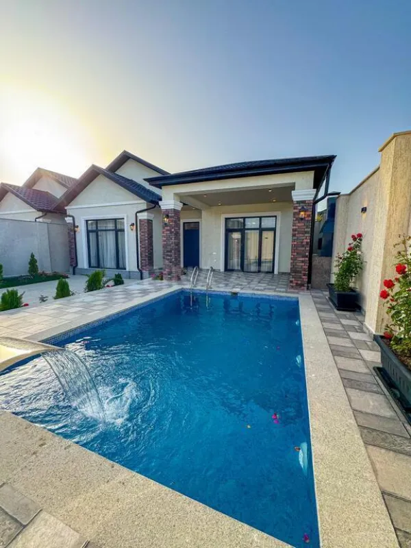 Satılır 4 otaqlı həyət evi 150 m²