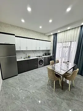 Kirayə verilir 4 otaqlı həyət evi 180 m²