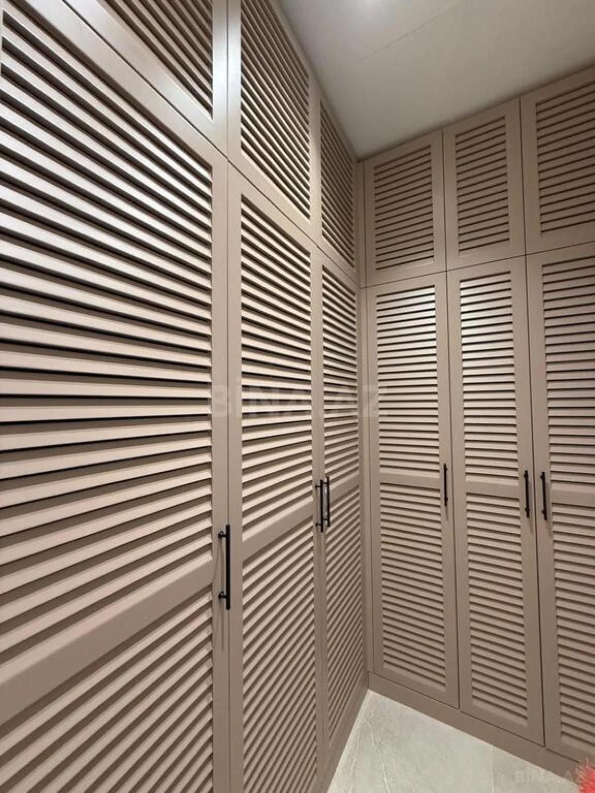 Kirayə verilir 3 otaqlı mənzil 100 m²