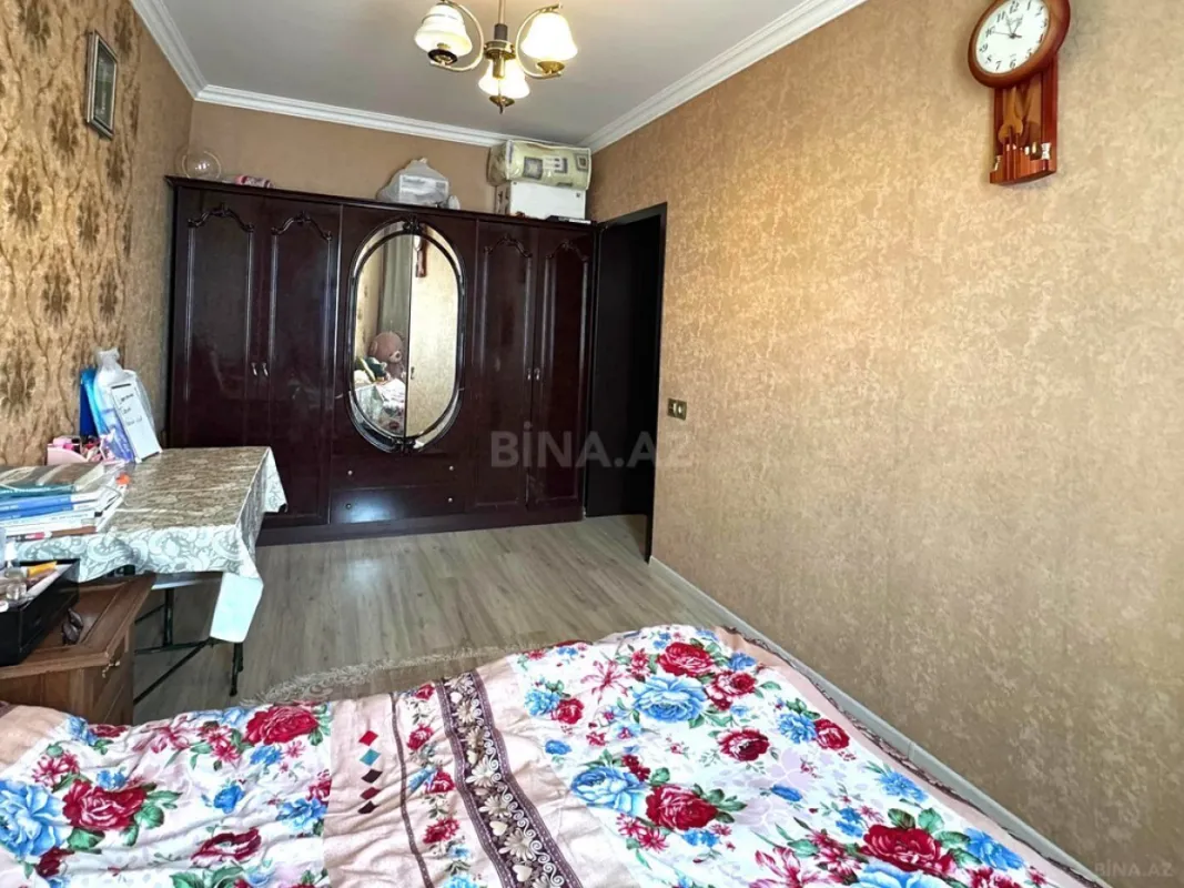 Satılır 4 otaqlı mənzil 95 m²