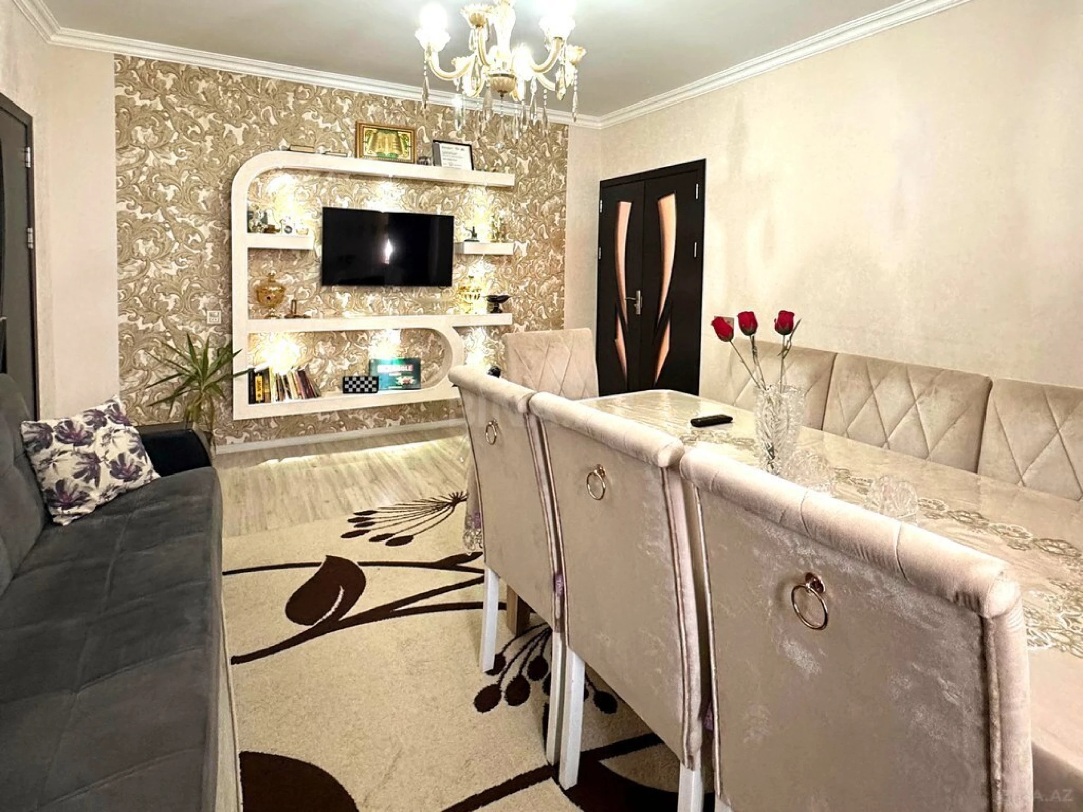 Satılır 4 otaqlı mənzil 95 m²